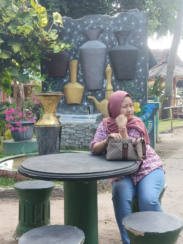 Foto Wulaningsih ( RSUD Soedono Madiun )